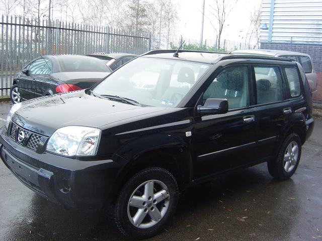 Left hand drive NISSAN X TRAIL 2.0i Classic 4x4